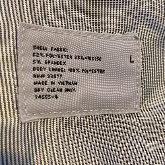 Vest - Picture 4 of 5